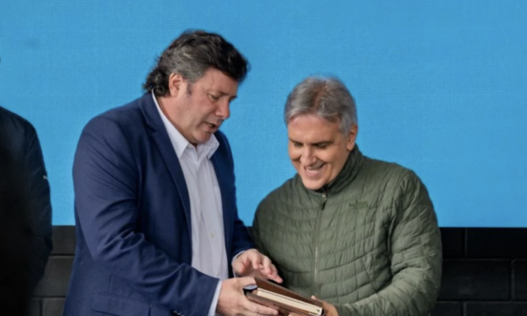 Llaryora en Huerta Grande con anuncios por más de $300 millones